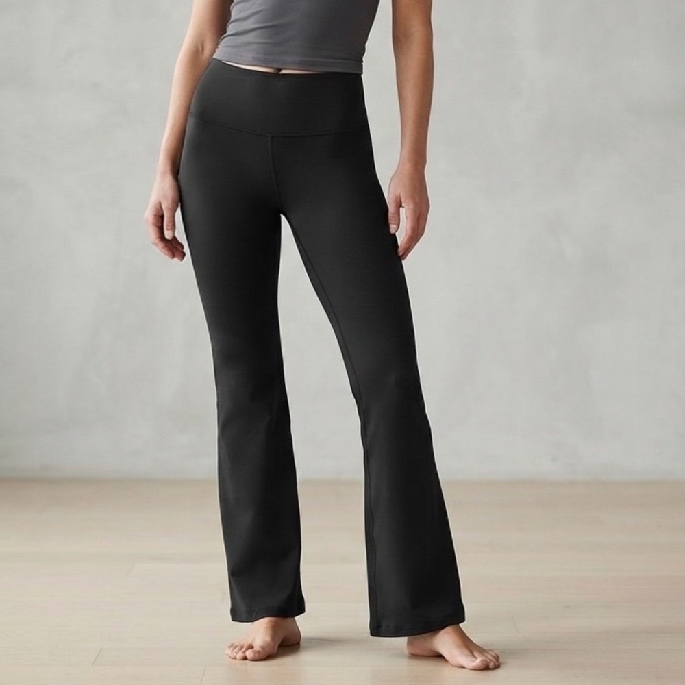 Reebok Womens Black High Waisted Flare Wide Leg Bootcut Athletic Leggings Size M